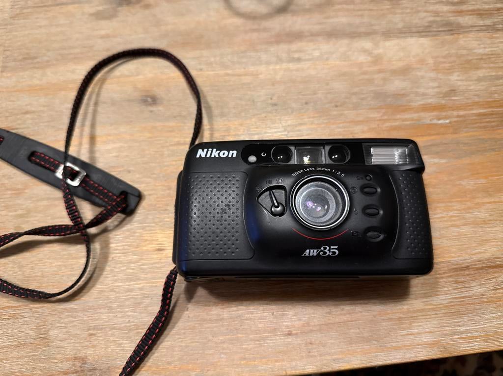 Nikon AW35 Compact Camera - Goede Staat, Ophalen of Verzenden, Zo goed als nieuw, Compact, Nikon