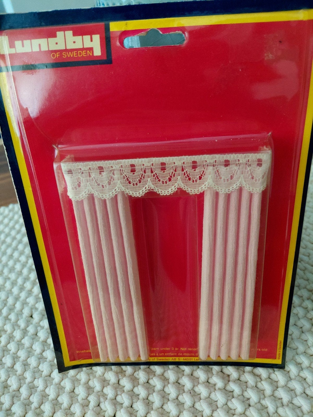 lundby lang gordijn kleur roze heb hier twee van, Verzamelen, Ophalen of Verzenden, Nieuw, Poppenhuis