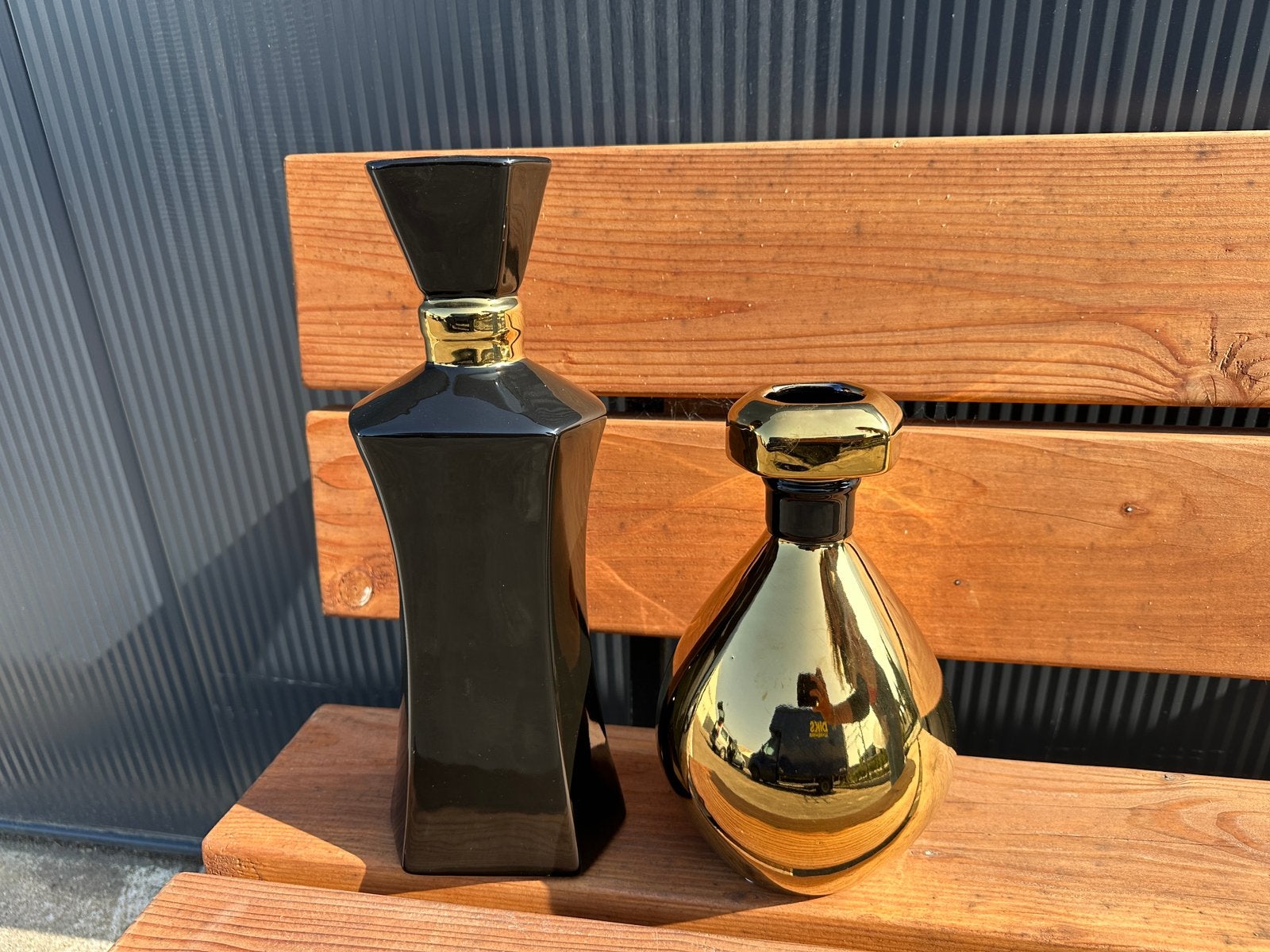 Parfum flessen vaas vazen goud en zwart, Huis en Inrichting, Ophalen of Verzenden, Zwart, Glas