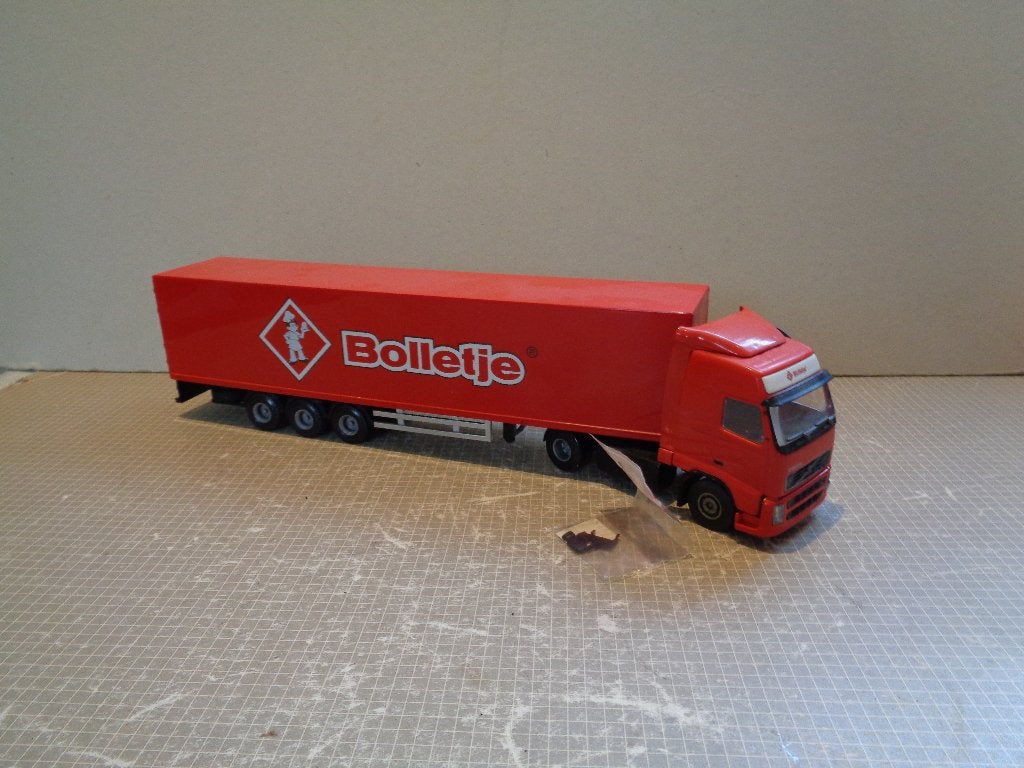 lion volvo Bolletje, Ophalen of Verzenden, Zo goed als nieuw, Bus of Vrachtwagen, Lion Toys