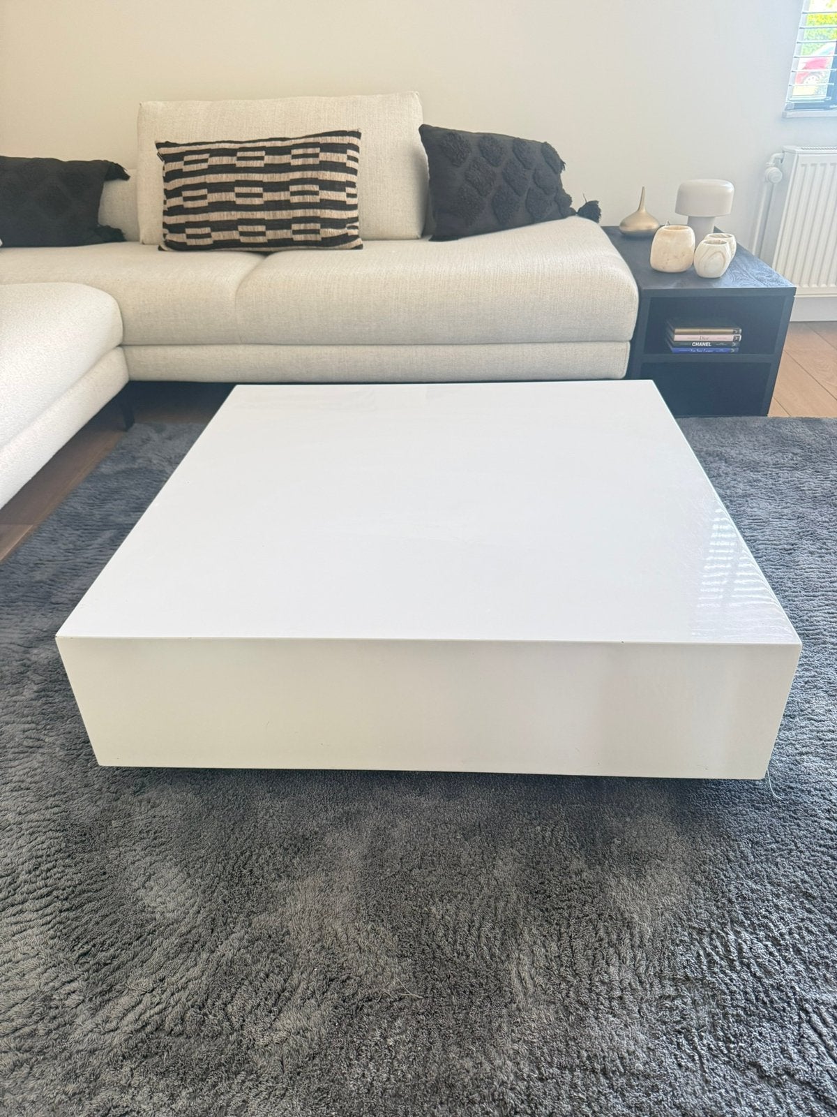 Salontafel 1x1 meter. Degelijk materiaal, Huis en Inrichting, Tafels | Salontafels, Ophalen, Gebruikt, Modern, Rechthoekig