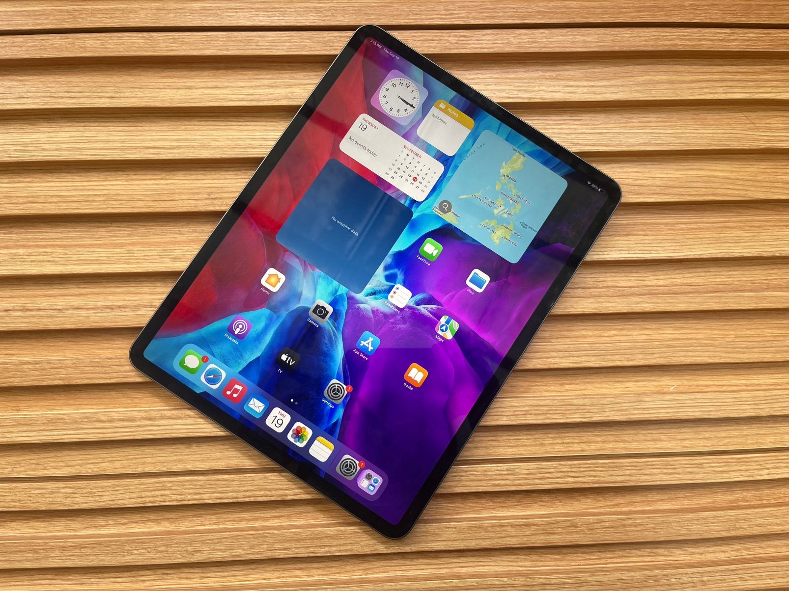 Ipad pro 13 inch 1 TB 2020, Ophalen of Verzenden, Zo goed als nieuw