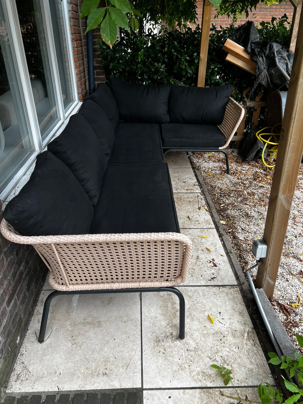 Foto 3 van Zandkleurige L-vormige tuinset met kussens