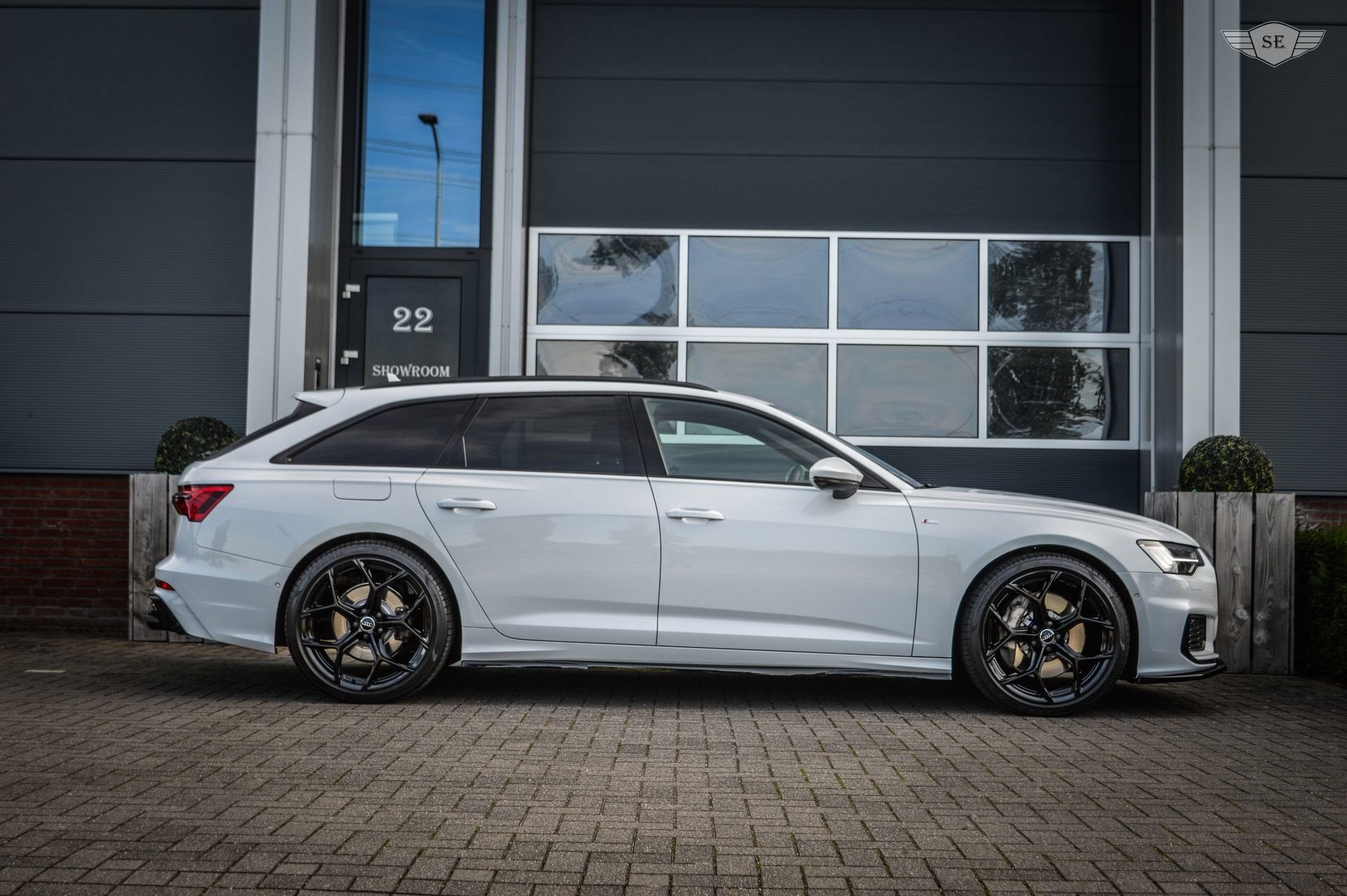 Audi A6 Avant 50 TFSIe|QUATTRO|S-EDITION|360|B&O|HEADUP|MATR, Automaat, Dealer onderhouden, Gebruikt, 4 cilinders
