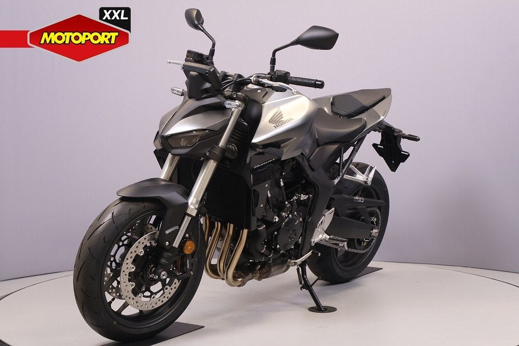Foto 4 van Honda CB 1000 HORNET (bj 2026)