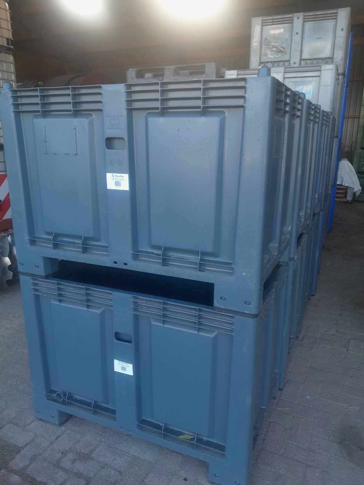 Euro palletbox grijs 120x80 waterdicht wel schade aan poot, Ophalen, 100 cm of meer, 60 cm of meer, Overige typen