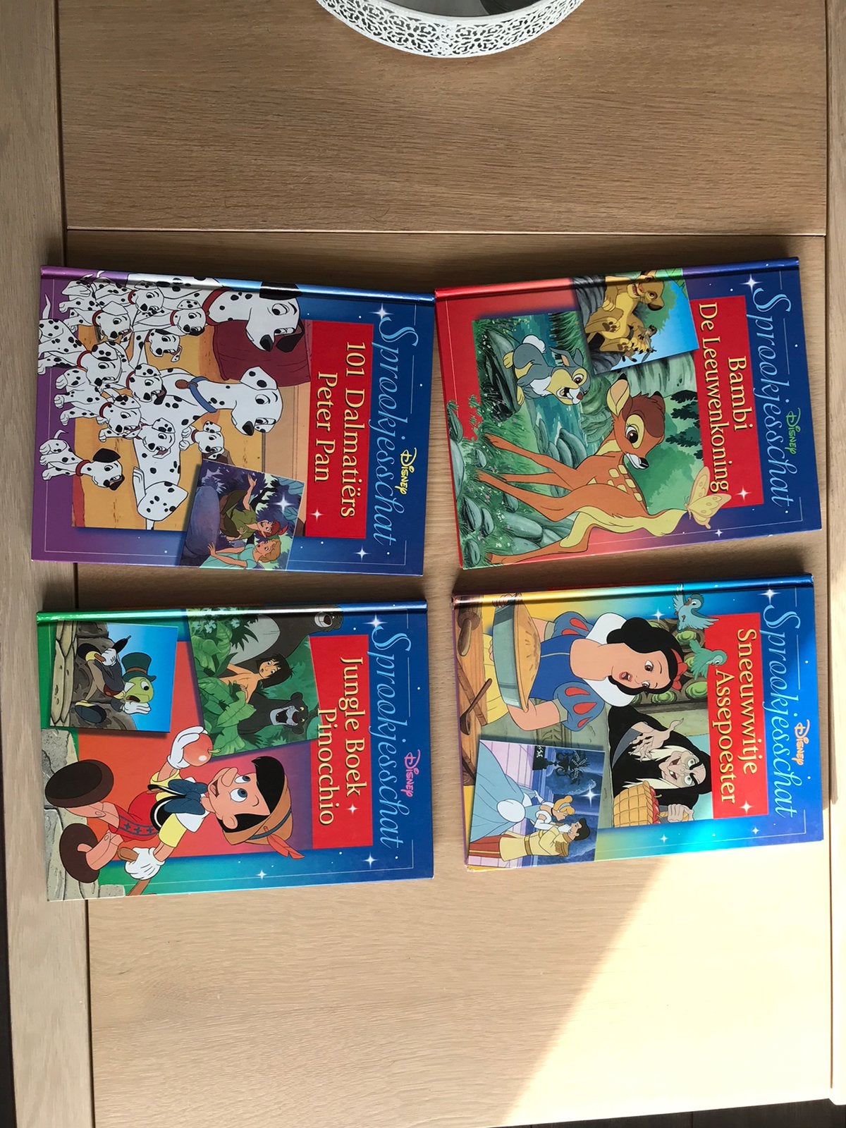 Disney sprookjesboeken, Boeken, Verzenden, Gelezen