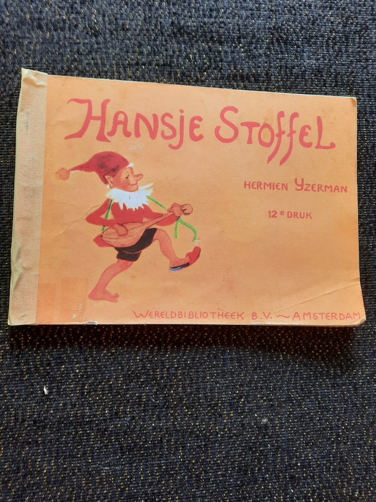Hansje Stoffel - Hermien Yzerman (12e druk), Ophalen of Verzenden, Gelezen, Hermien Yzerman, Sprookjes