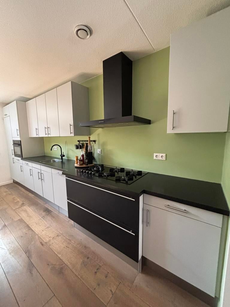 Grote keuken direct af te halen bij een goed bod., Huis en Inrichting, Keuken | Complete keukens, Ophalen, Gebruikt, Kunststof