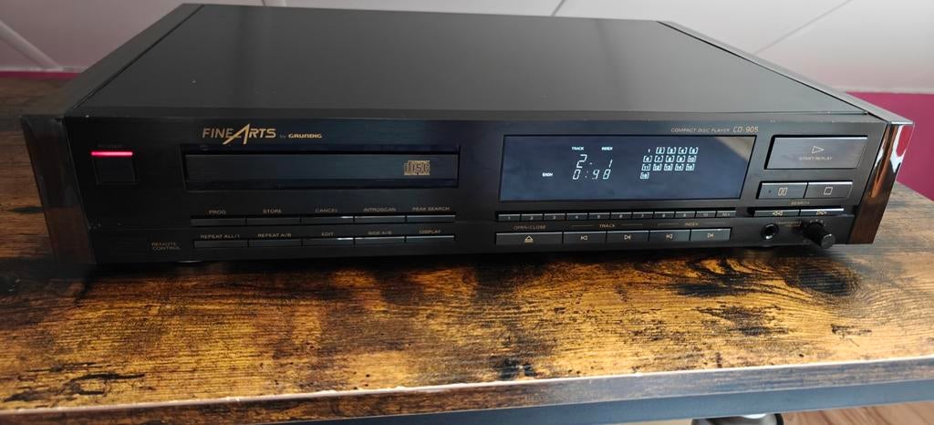 Grundig Fine Arts CD-905 CD-speler met afstandsbediening, Ophalen of Verzenden, Zo goed als nieuw, Overige merken