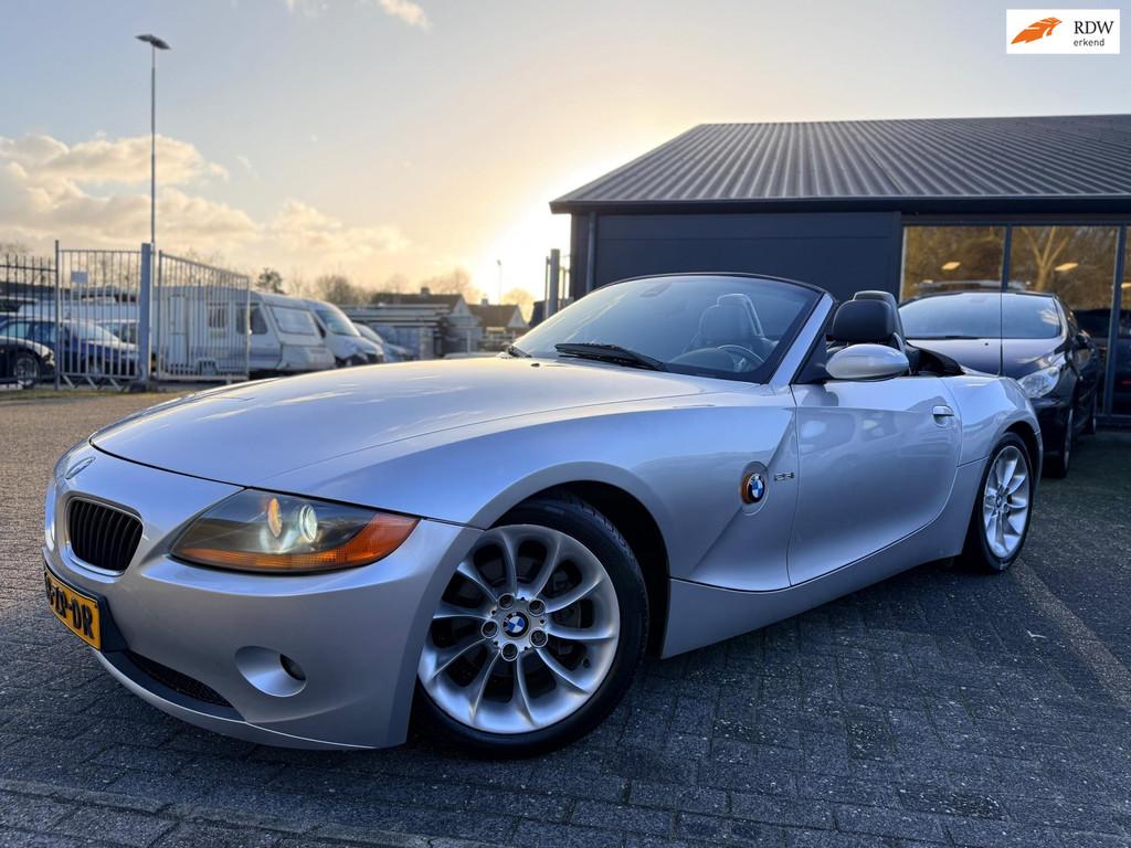 BMW Z4 Roadster 2.5i S * 144605 km * APK 12-2026 *, Auto's, Achterwielaandrijving, Gebruikt, Zwart, 2497 cc