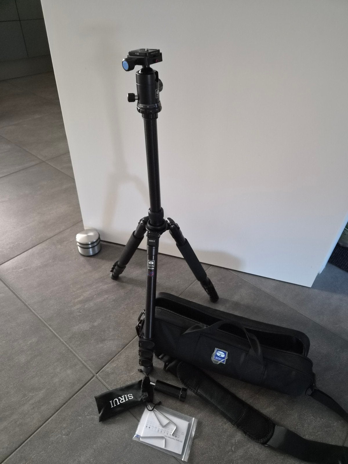 Sirui KTV204 Statief met Balhoofd en Draagtas, Met balhoofd, Zo goed als nieuw, 150 tot 175 cm, Sirui