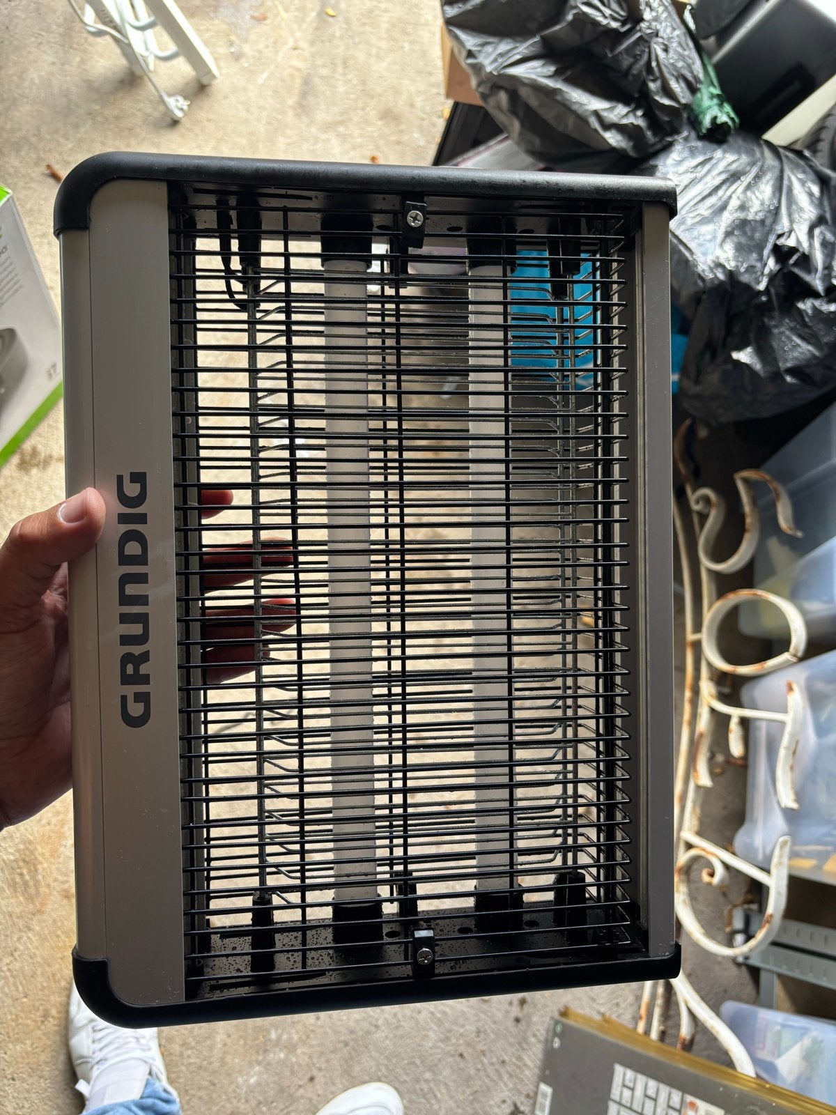 Grundig insectenverdelger - Elektrische vliegenvanger, Ophalen of Verzenden, Zo goed als nieuw
