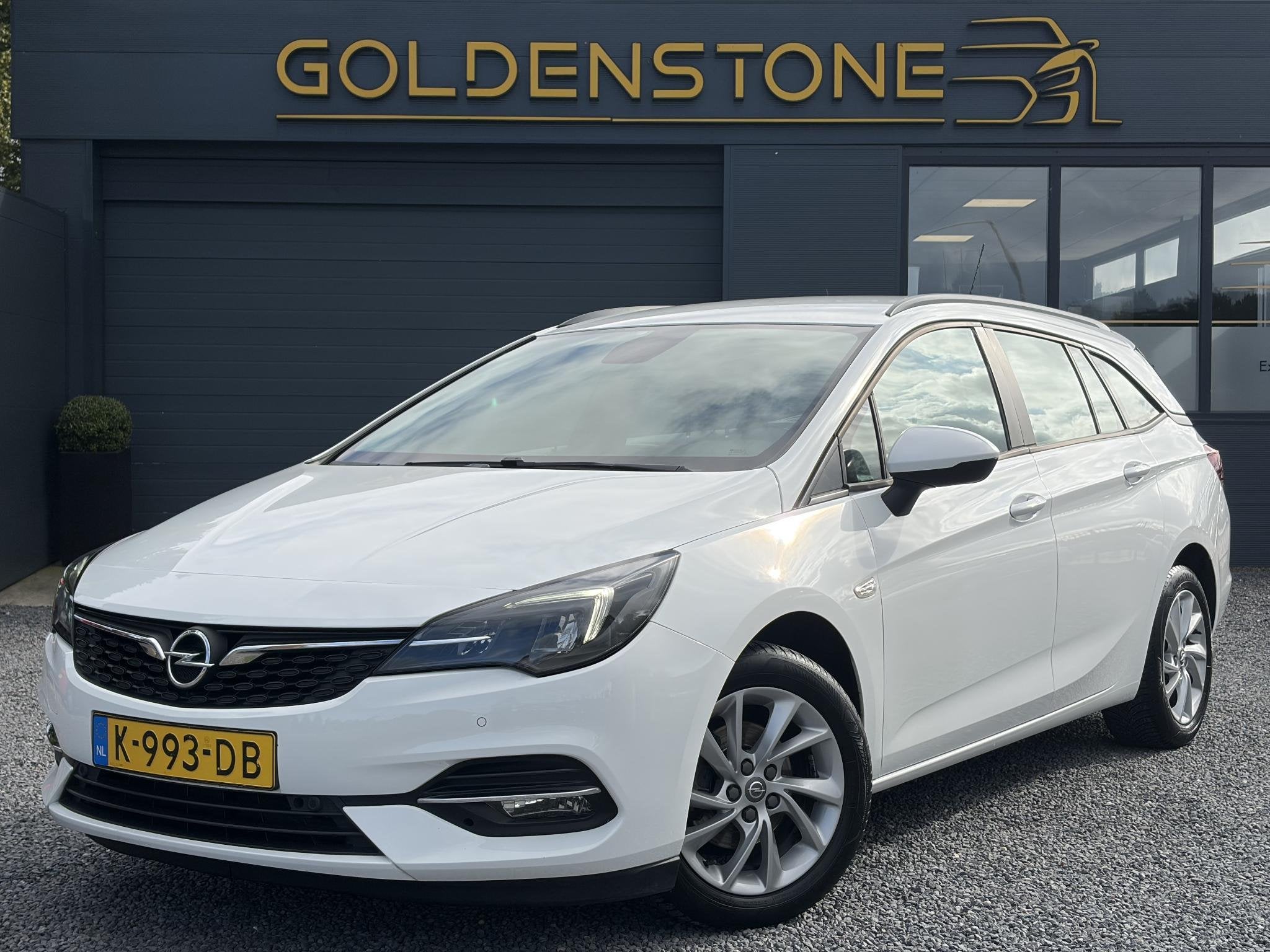 Opel Astra Sports Tourer 1.2 Edition ✓Camera ✓110pk✓2e, Auto's, Voorwielaandrijving, Stof, Gebruikt, 1199 cc
