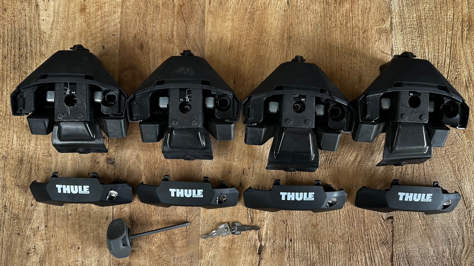 Thule evo clamp 7105 dakdrager voeten tbv Opel Astra, Ophalen of Verzenden, Zo goed als nieuw