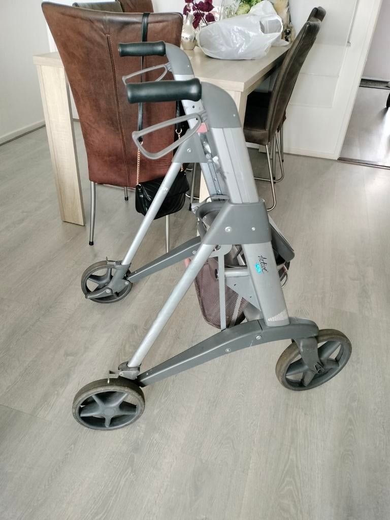 Nette rollators, Ophalen