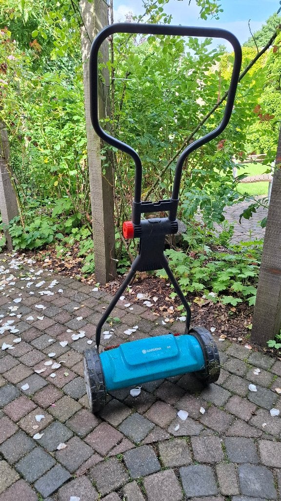 Gardena 330 Hand Grasmaaier, Ophalen, Handgrasmaaier, 30 t/m 39 cm, Kooimesmaaier