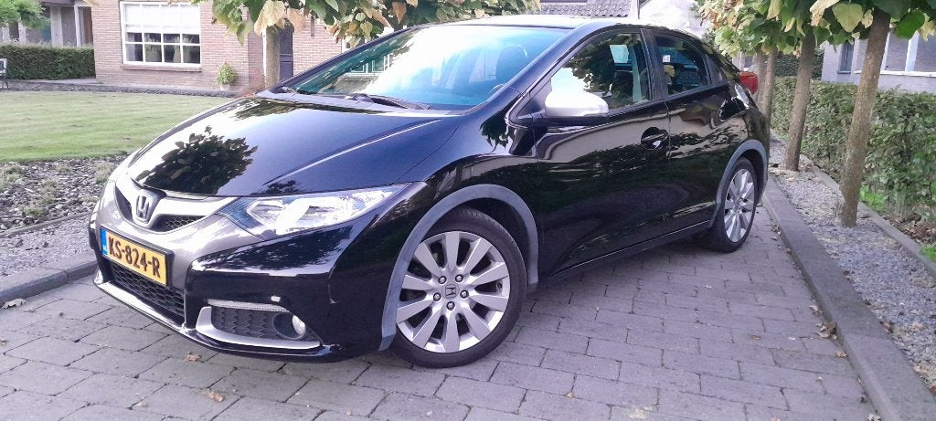 Honda Civic 1.8 I 5DR 2013 Zwart, Auto's, Voorwielaandrijving, 4 cilinders, Zwart, Handgeschakeld