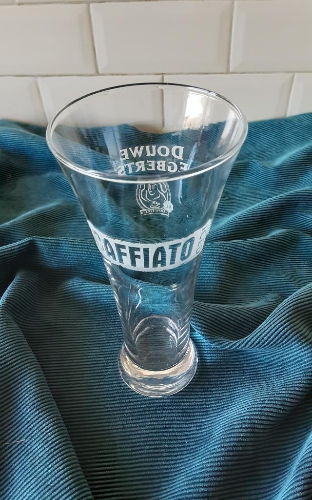 DOUWE EGBERTS CAFFIATO glas, Verzamelen, Glas en Borrelglaasjes, Ophalen of Verzenden, Zo goed als nieuw, Overige typen