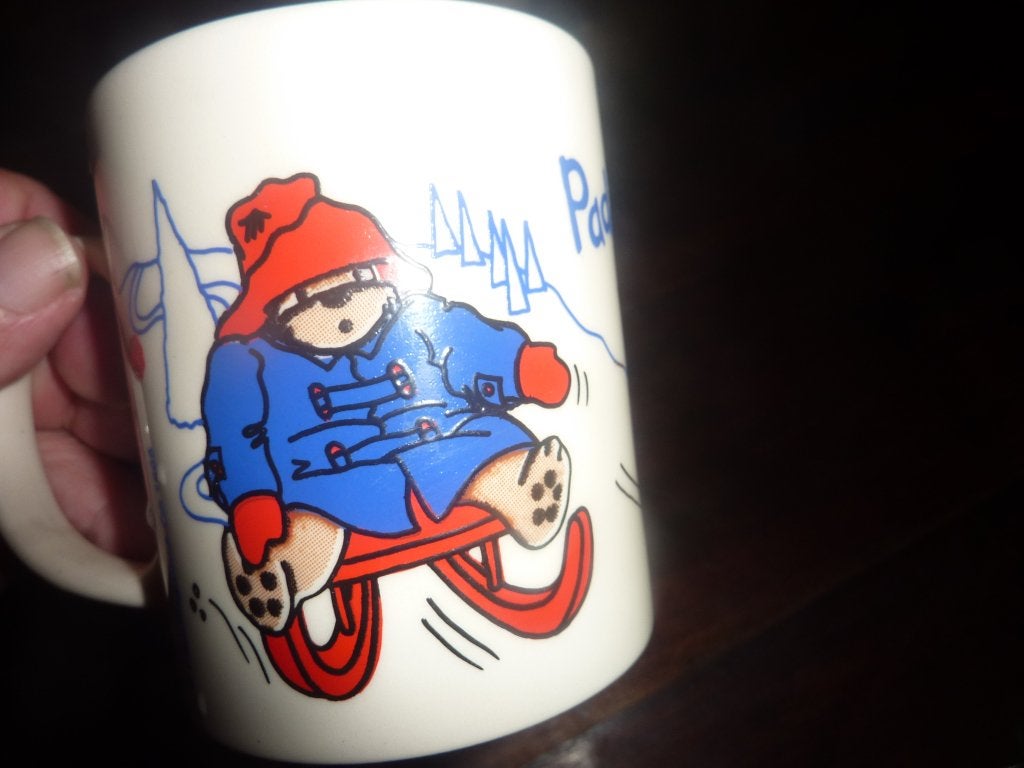 6 x Beertje Paddington bekers : winter - lente -feest-etc, Huis en Inrichting, Keuken | Servies, Ophalen of Verzenden, Nieuw, Overige stijlen