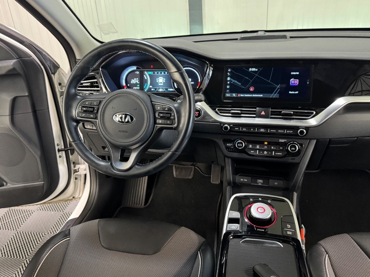 Kia e-Niro DynamicLine 39kWh 3-Fase | SoH 100% | Navi | Came, Auto's, Kia, Automaat, 136 pk, Gebruikt, Adaptive Cruise Control