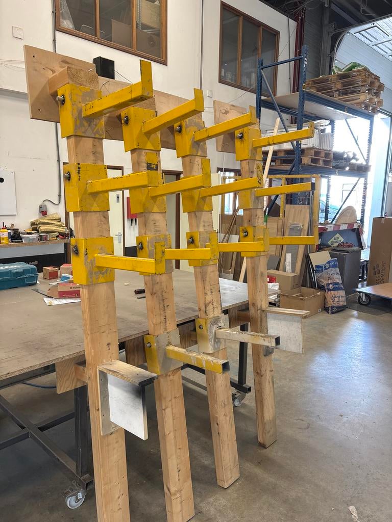 Wandrek voor diverse lengtes materialen - Losse staanders, Overige materialen, Gebruikt, Overige typen, Ophalen of Verzenden