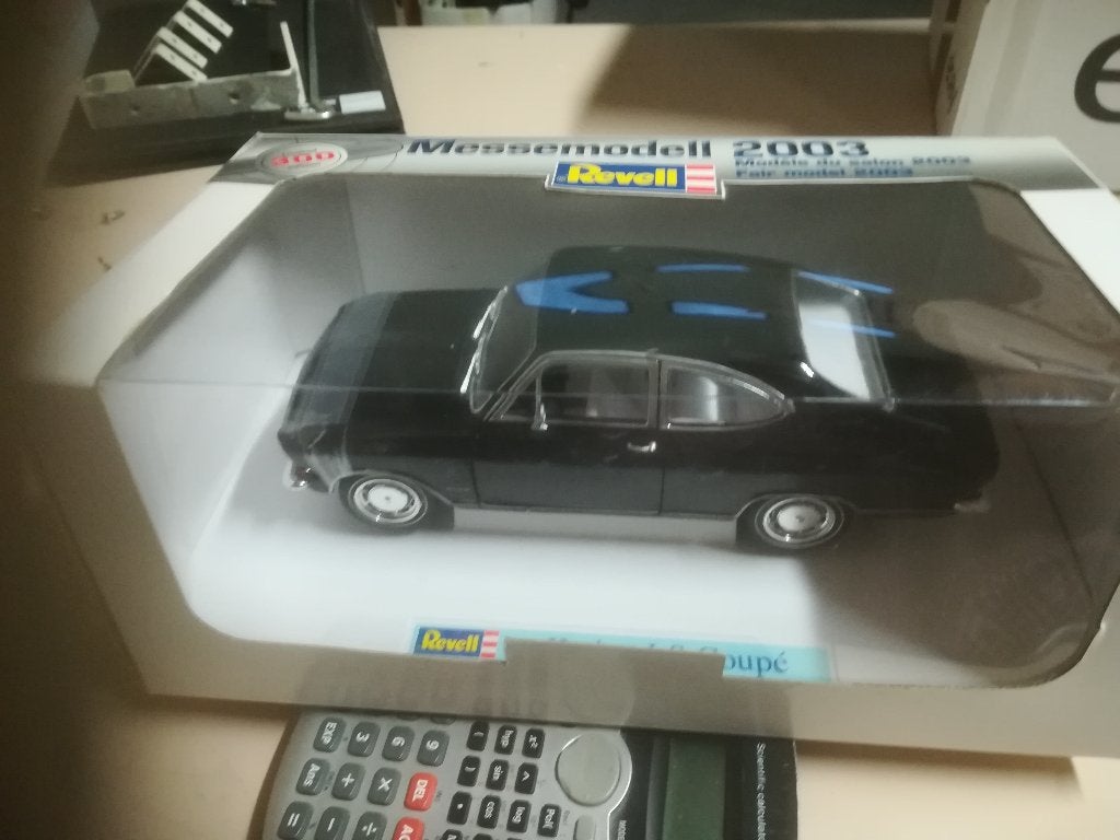 opel kadett b coupe, zwart 1 van 300 stuks, Ophalen of Verzenden, Zo goed als nieuw, Auto, Revell