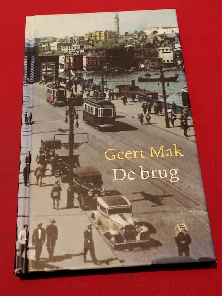 GESIGNEERD De brug. Geert Mak. BWG 2007, Boeken, Boekenweekgeschenken, Ophalen of Verzenden, Gelezen