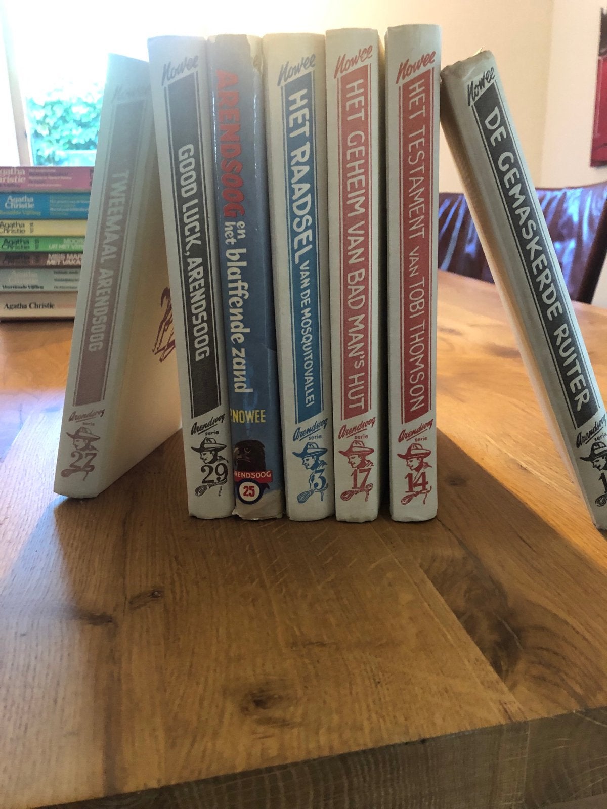Arendsoog boeken - 7 delen, vintage jeugdboeken, Ophalen, Gelezen