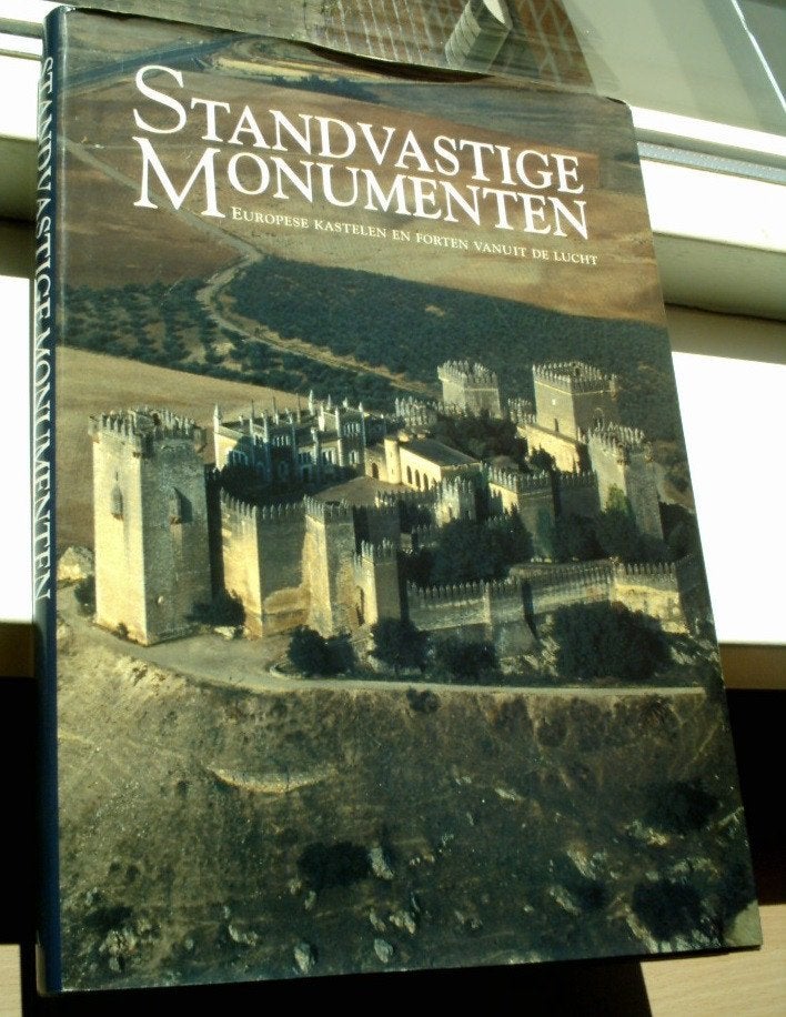 Europese kastelen en forten vanuit de lucht(9059470818)., Boeken, Geschiedenis | Wereld, Ophalen of Verzenden, Zo goed als nieuw