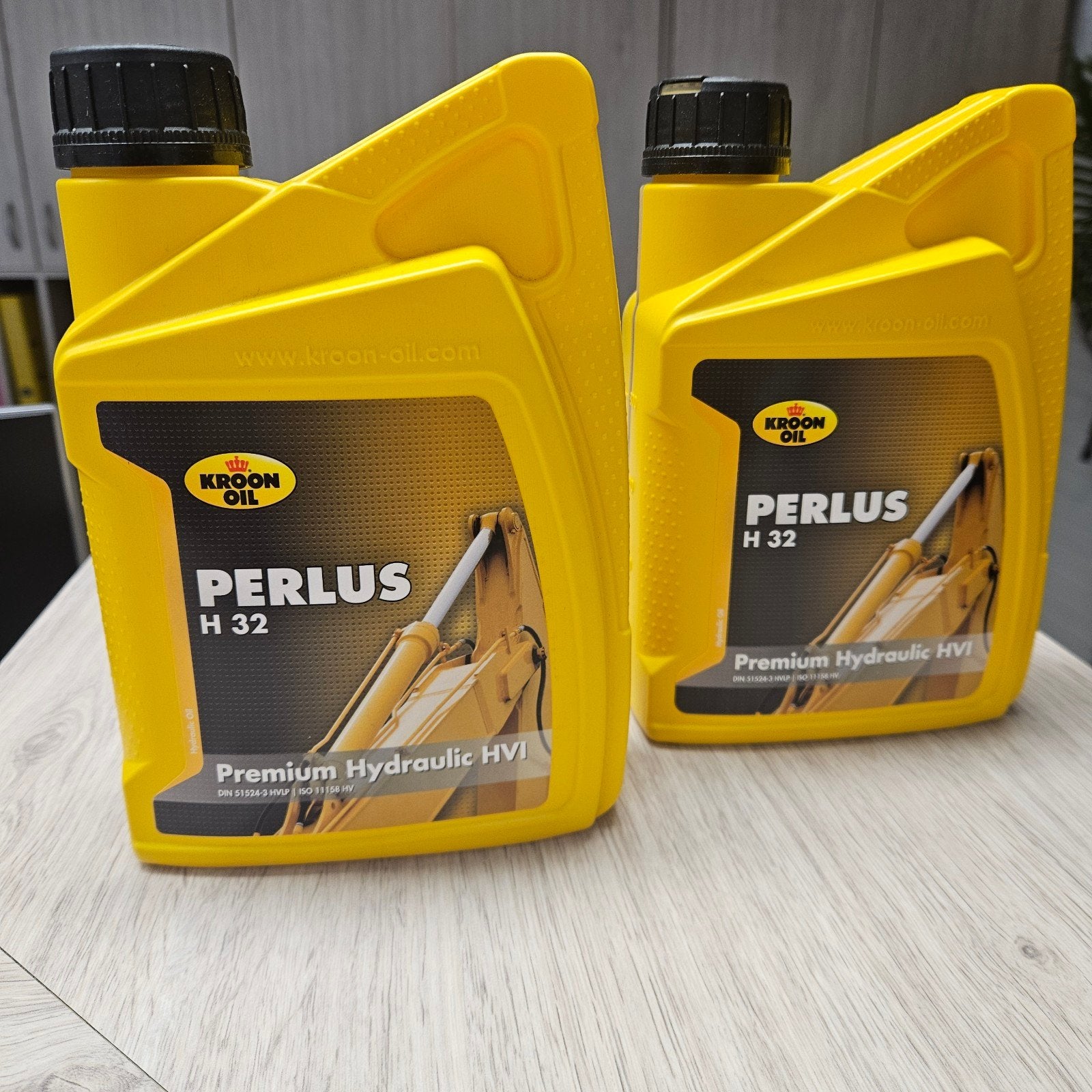 Kroon Oil Perlus H 32 Premium Hydraulische Olie, Ophalen, Nieuw