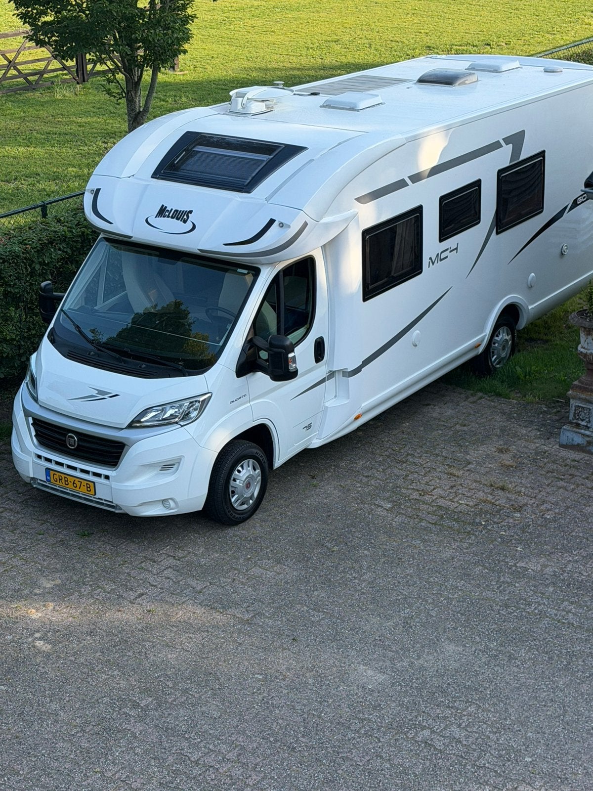 Caravans And Camping Mclouis