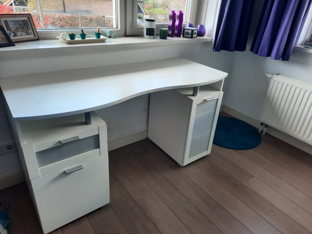 Bureau wit 139x70x 50-60 met opbergruimte, Huis en Inrichting, Bureaus, Ophalen, Met lades, Gebruikt, 139 cm