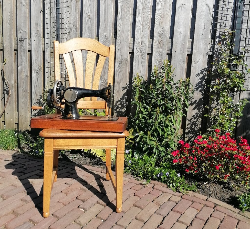 Eiken houten stoelen, Huis en Inrichting, Stoelen, Ophalen, Gebruikt, Bruin, Jaren 60/70