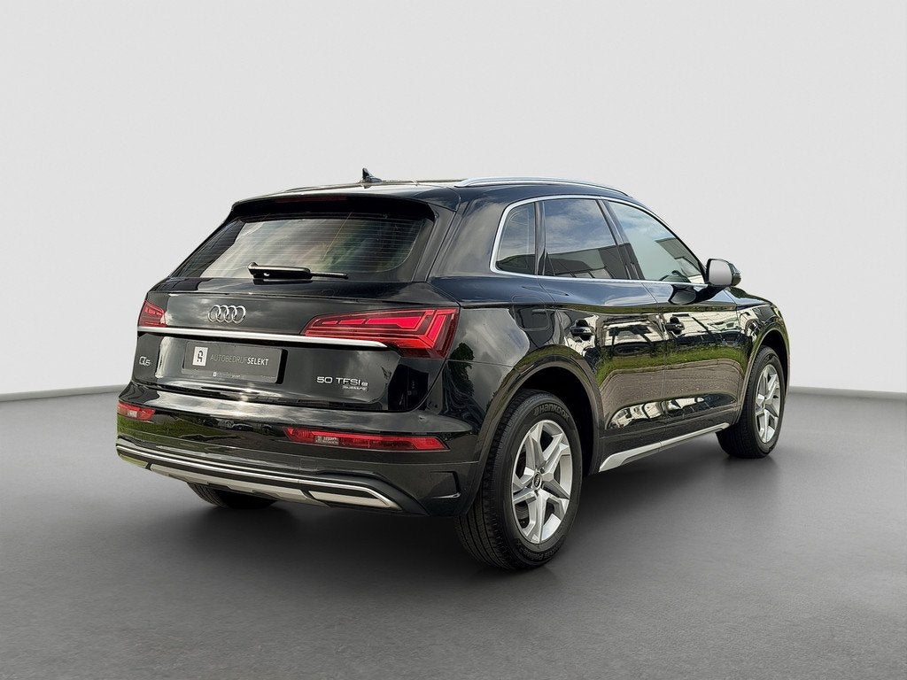 Audi Q5 50 TFSI e | Trekhaak | Carplay | Stoelverwarming | E, Auto's, Audi, Automaat, Gebruikt, Huisgarantie, 4 cilinders