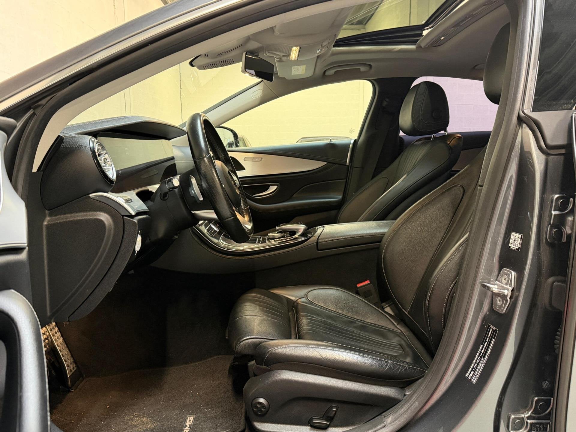 Mercedes-Benz CLS-klasse 450 4MATIC Premium Plus | Sfeer | 3, Auto's, Automaat, Gebruikt, 367 pk, Leder