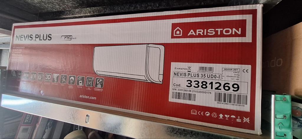 Aircodition Ariston, Witgoed en Apparatuur, Nieuw, 3 snelheden of meer, Ophalen of Verzenden, 100 m³ of groter
