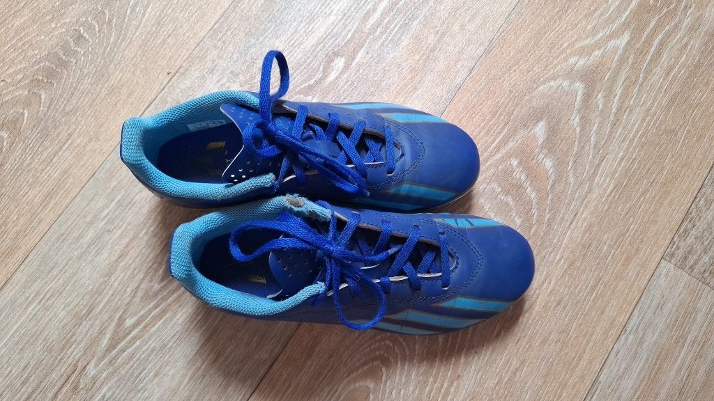 voetbalschoenen Adidas, Ophalen, Gebruikt, Maat XS of kleiner, Schoenen
