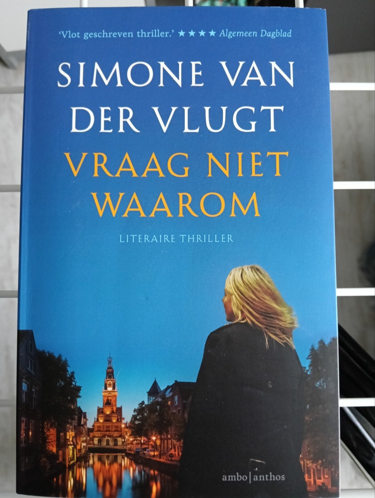 Simone van der Vlugt - Vraag niet waarom, Ophalen of Verzenden, Zo goed als nieuw, Simone van der Vlugt
