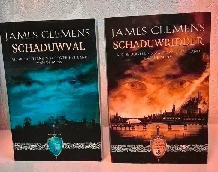 James Clemens De Godengebieder dl 1 en 2 compleet, Ophalen of Verzenden, Gelezen