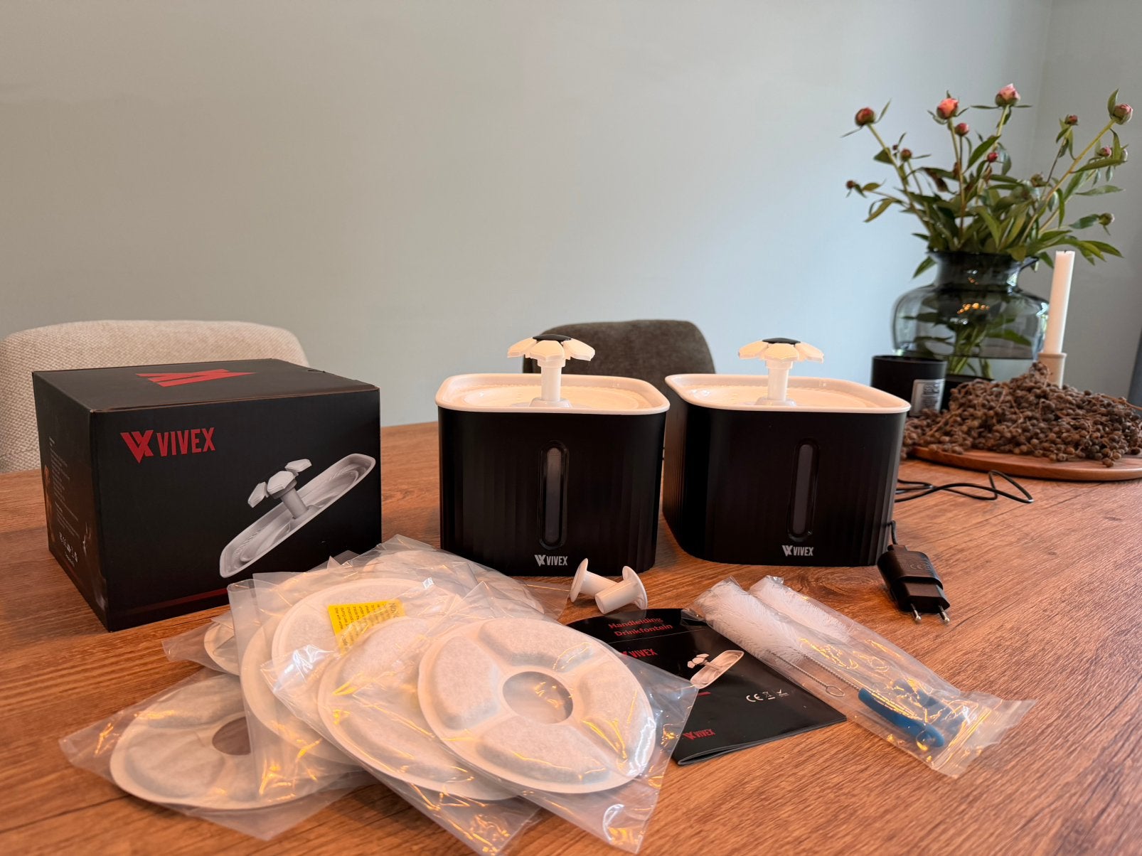 2x Vivex drinkfontein voor kat en hond (whisker stress), Ophalen, Zo goed als nieuw