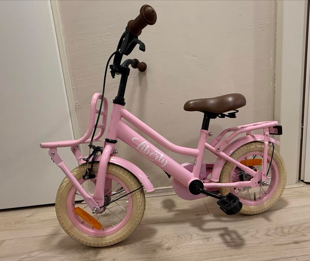 Roze meisjesfiets 12 inch, Ophalen, Terugtraprem, Zijwieltjes, Gebruikt