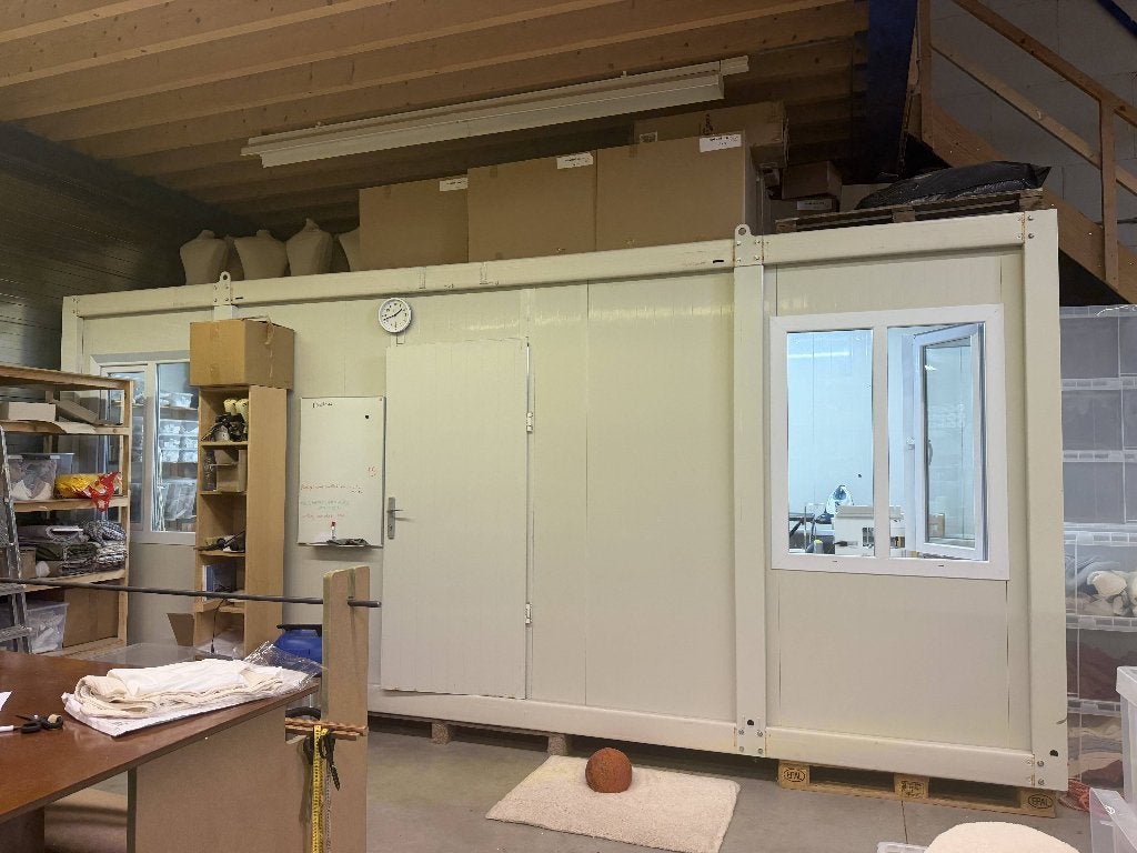 Geïsoleerde kantoorunit 6x2,5m | werkruimte / atelier, Ophalen