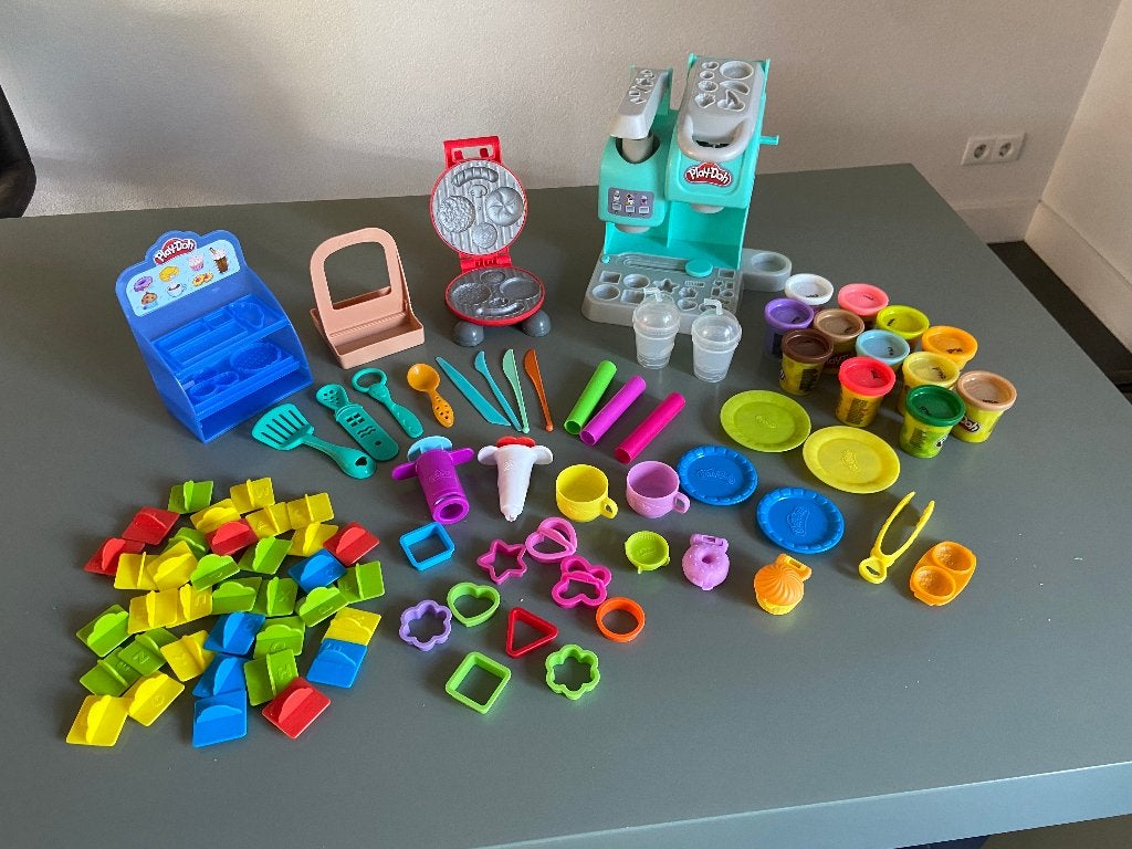 Play-Doh grote set met o.a. de Café Playset, Ophalen of Verzenden, Gebruikt