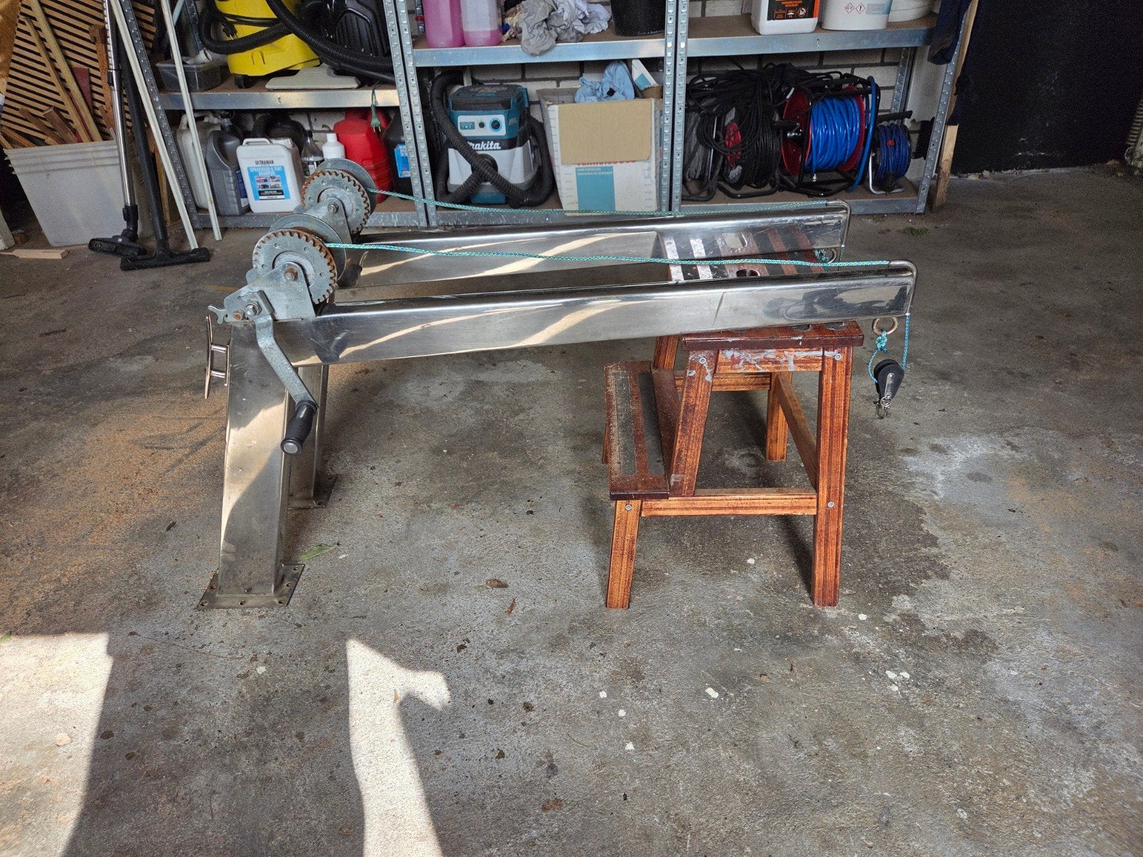 Set RVS Davits met lier, katrol en kikkers, Watersport en Boten, Bootonderdelen, Ophalen, Gebruikt, Overige typen, Zeilboot of Motorboot
