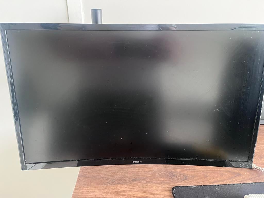 Samsung S24C366EAU Curved Monitor - Full HD, HDMI, Curved, VA, Full HD