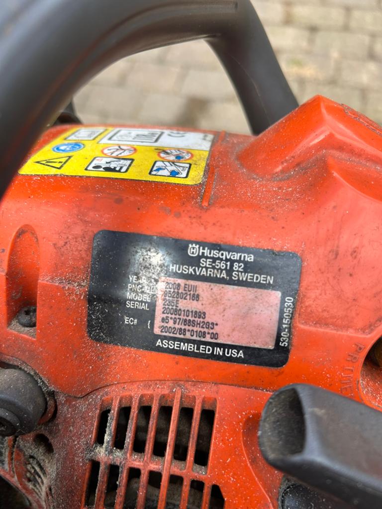 Husqvarna 235, Gebruikt, 70 mm of meer, Kettingzaag, Ophalen of Verzenden