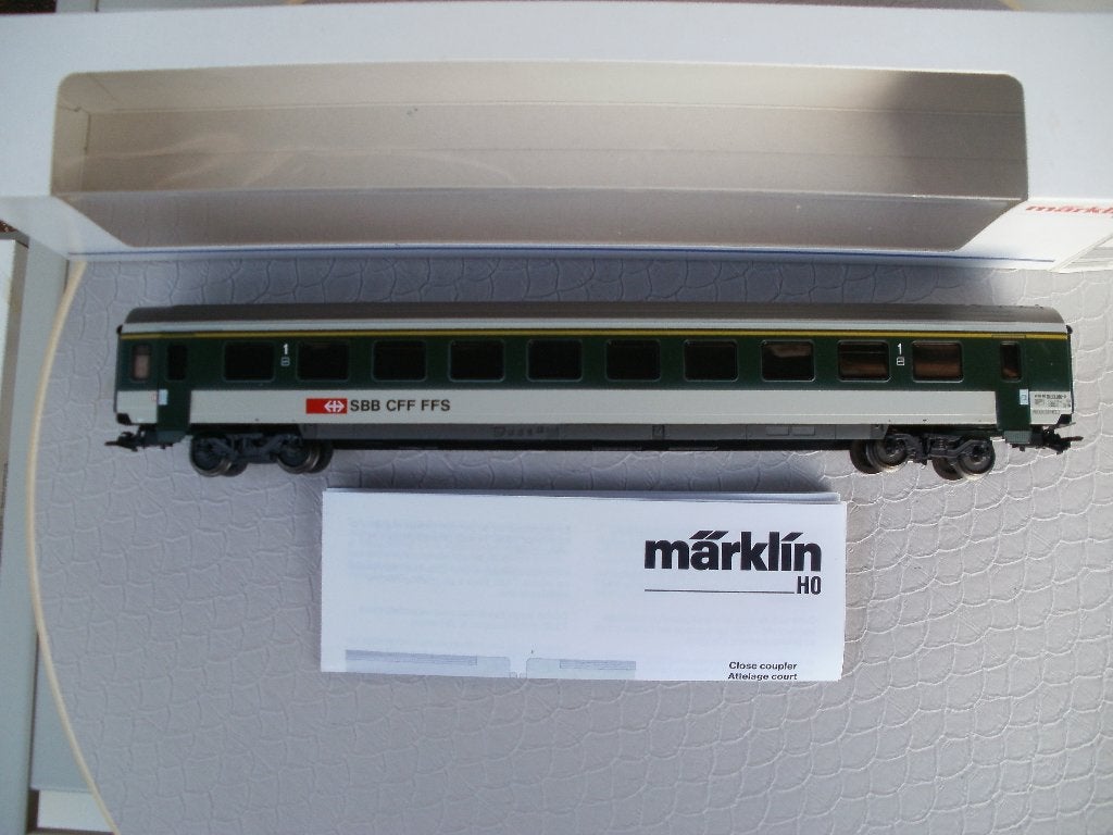 Marklin Ho rijtuig no 4215v/d SBB+ovp., Hobby en Vrije tijd, Wisselstroom, Ophalen of Verzenden, Märklin, Nieuw