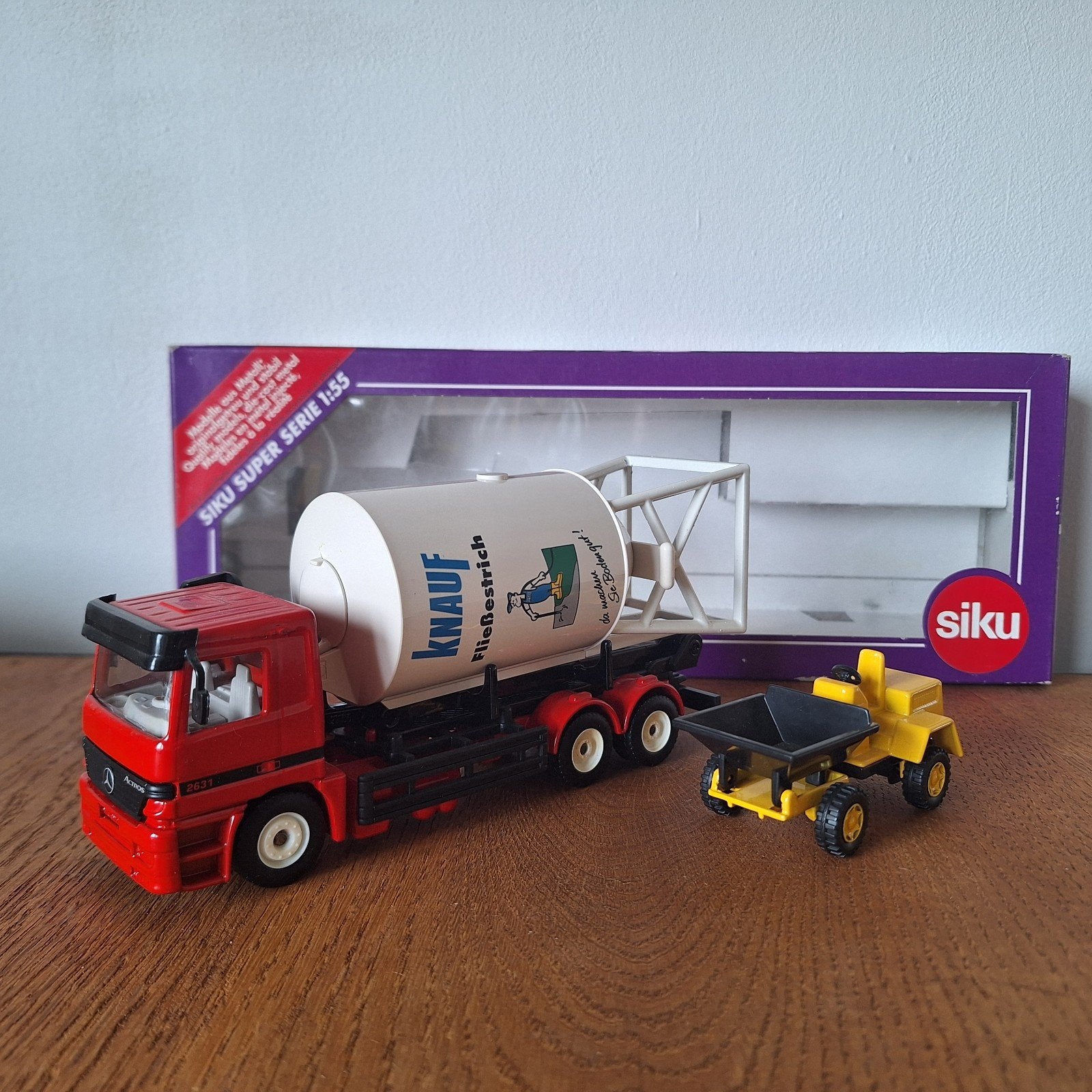 te koop Mercedes Benz Actros silowagen, Ophalen of Verzenden, Nieuw, Bus of Vrachtwagen, Revell