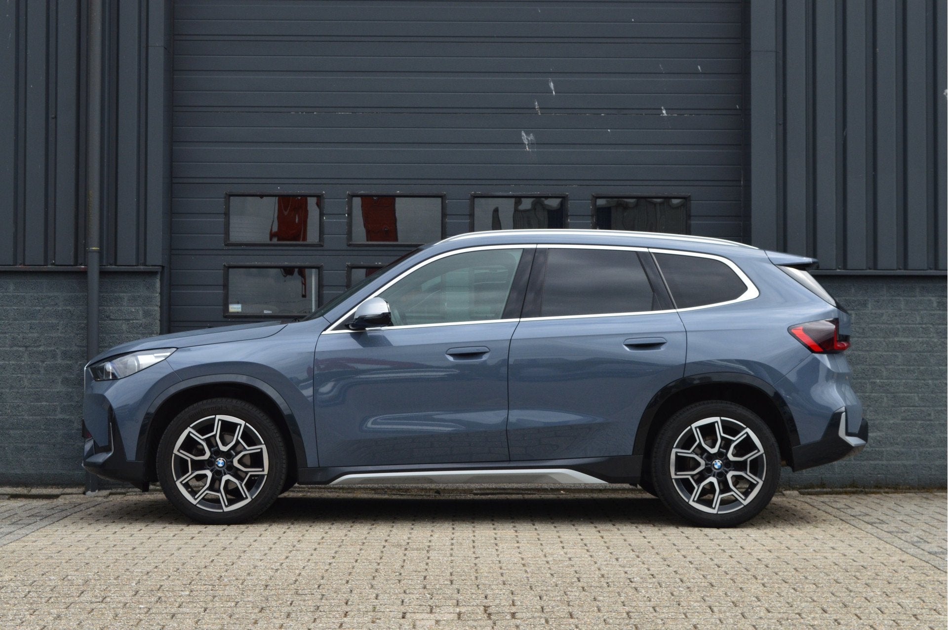 BMW X1 sDrive18i | ORG NL | DEALERONDERHOUDEN | NIEUW MODEL!, Auto's, BMW, 136 pk, Gebruikt, Euro 6, Met garantie (alle)
